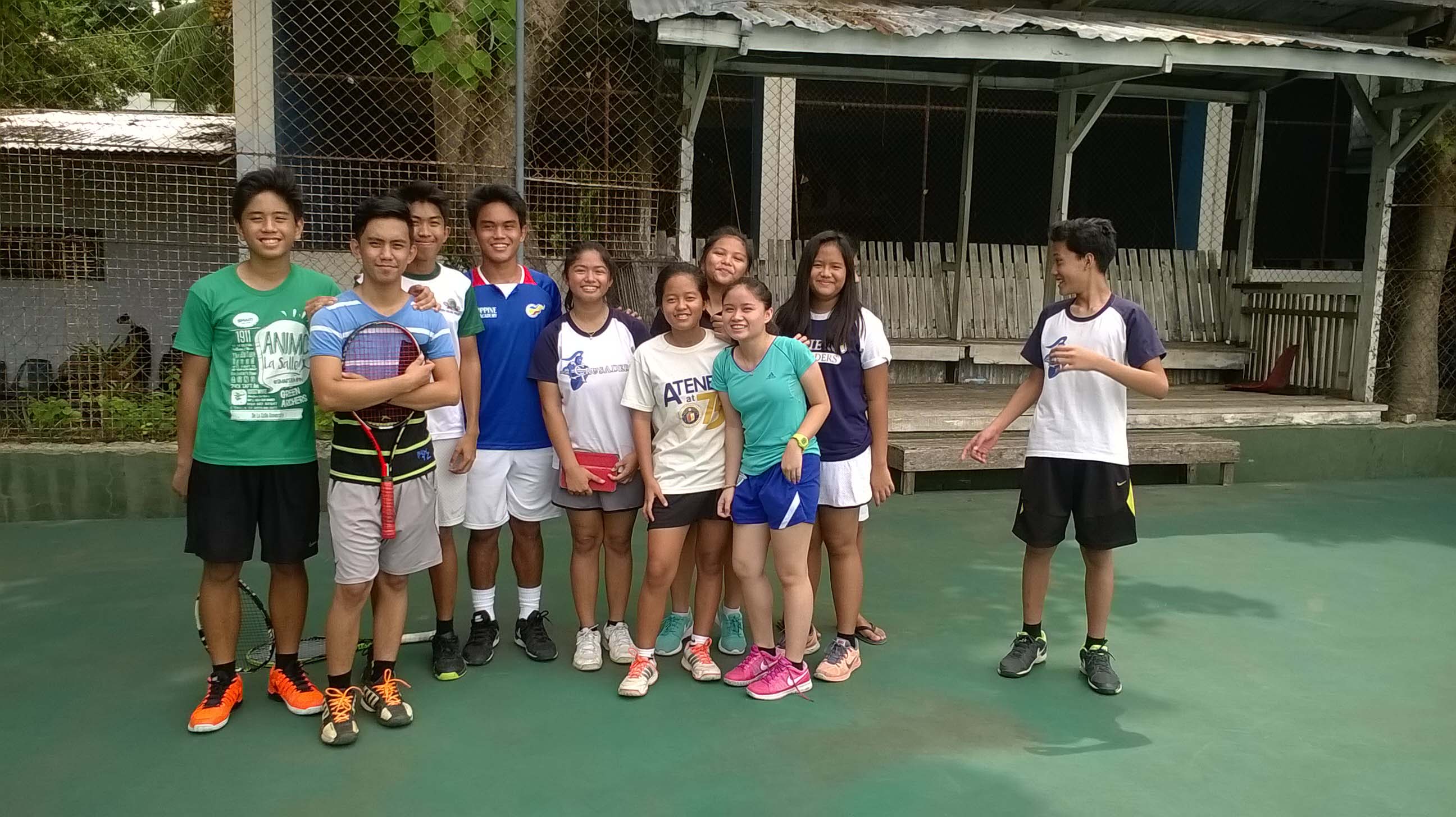 west15 TENNIS TEAM DIST MEET 2017